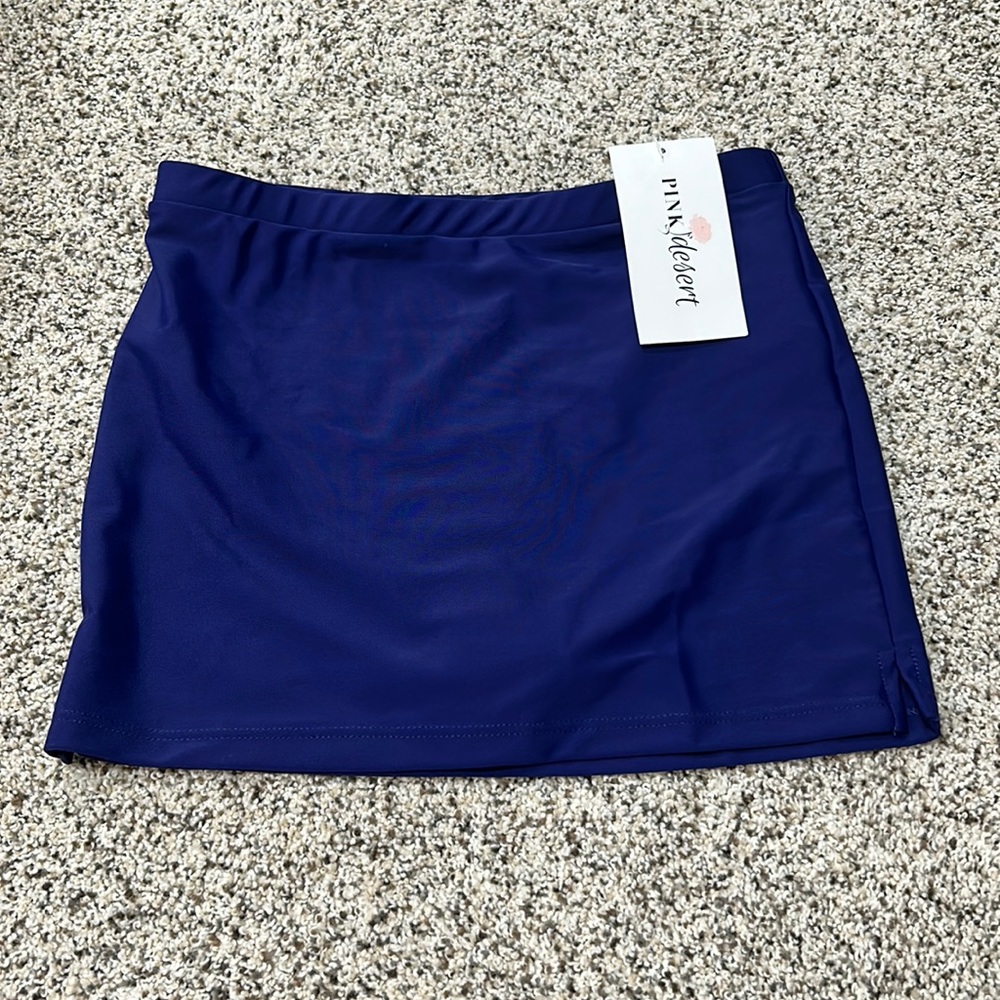 New with tags swim skirt